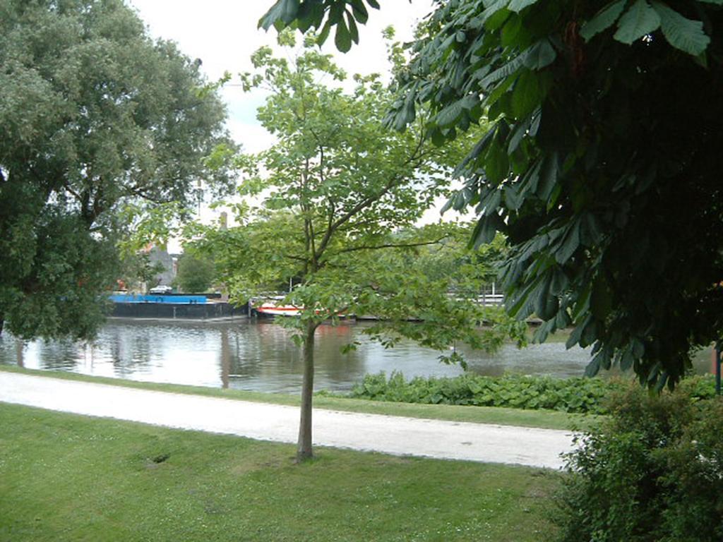 B&B Waterside 브뤼헤 외부 사진